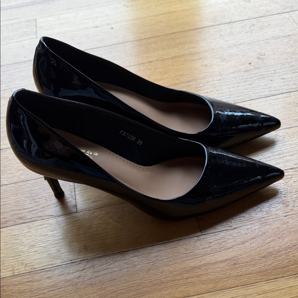 Classic Black Patent Pointed-Toe Pumps